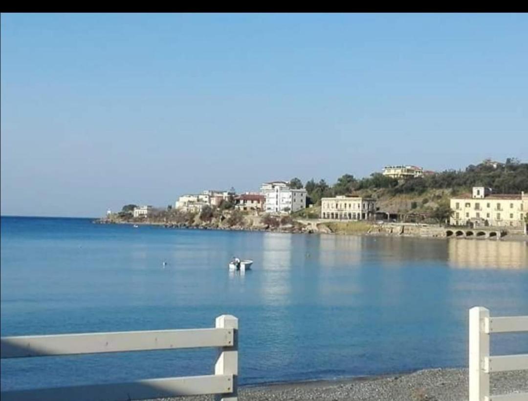Hotel Locanda Dei Trecento Sapri Exterior foto
