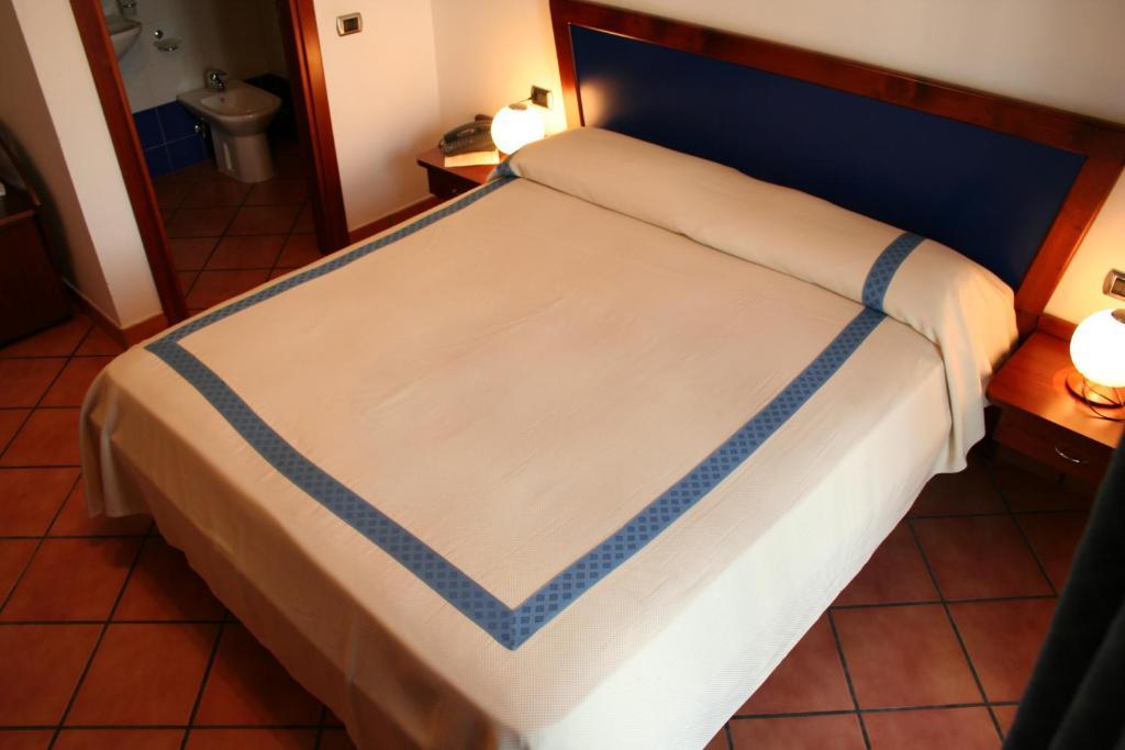 Hotel Locanda Dei Trecento Sapri Cameră foto
